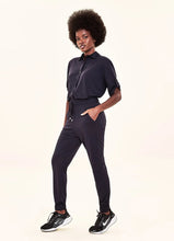 Laad de afbeelding in de Gallery-viewer, Image 02: Uv Line Beach Trousers Pants Fem Basic Black Upf50+