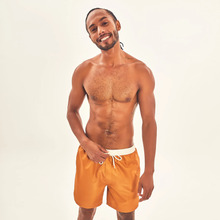 Laad de afbeelding in de Gallery-viewer, Gallery: Uv Line Short For Men / Bermuda Shorts Boxer Ocre Upf50+