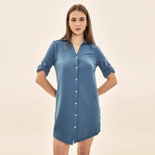 Laad de afbeelding in de Gallery-viewer, Image 04: Uv Line Shirtdress Shirtdress Copenhagen Fem Steel Upf50+