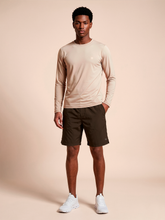 Laad de afbeelding in de Gallery-viewer, Model Front: Uv Line T-Shirt For Men Longsleeve New Fit Masc Sand Upf50+