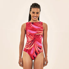 Laad de afbeelding in de Gallery-viewer, Model Front: Uv Line One-Piece Bruna Fogos Upf50+