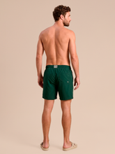 Laad de afbeelding in de Gallery-viewer, Model Back: Uv Line Short For Men / Bermuda Shorts Acqua Boxer Military Green Upf50+