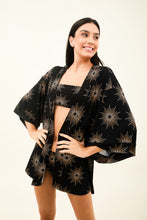 Laad de afbeelding in de Gallery-viewer, Gallery: Uv Line Maxi Dresses Kimono Shine-Preto Upf50+