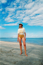 Laad de afbeelding in de Gallery-viewer, Image 09: Uv Line Fitness Top T-Shirt Solar Off White Upf50+