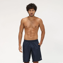 Laad de afbeelding in de Gallery-viewer, Model Front: Uv Line Short For Men / Bermuda Shorts New Fit Br Masc Navy Blue Upf50+
