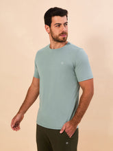 Laad de afbeelding in de Gallery-viewer, Image 02: Uv Line T-Shirt For Men T-Shirt New Fit Masc Verde Agua Upf50+
