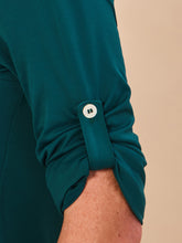 Laad de afbeelding in de Gallery-viewer, Image 05: Uv Line Shirtdress Shirtdress Copenhagen Petroleo Upf50+
