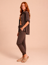 Laad de afbeelding in de Gallery-viewer, Image 03: Uv Line Shirtdress Shirt Copa Brown Upf50+
