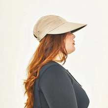 Laad de afbeelding in de Gallery-viewer, Image 04: Uv Line Caps Visor Capri Colors Areia Preto Upf50+
