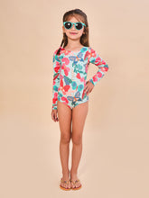 Laad de afbeelding in de Gallery-viewer, Model Front: Uv Line Girl's One-Piece Swimsuit Girl Borboletinha Upf50+
