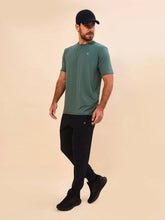 Laad de afbeelding in de Gallery-viewer, Image 05: Uv Line T-Shirt For Men T-Shirt New Fit Textura Masc Verde Jade Upf50+
