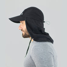 Laad de afbeelding in de Gallery-viewer, Model Back: Uv Line Flap Hat Neck Cap Africa 2021 Masc Black Upf50+
