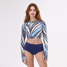 Laad de afbeelding in de Gallery-viewer, Model Front: Uv Line Set Bikini Ondas Upf50+
