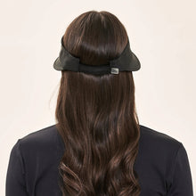 Laad de afbeelding in de Gallery-viewer, Model Back: Uv Line Visor Visor Pontal Preto Upf50+
