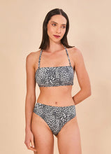 Laad de afbeelding in de Gallery-viewer, Model Front: Uv Line Set Set Bandeau Asas Upf50+
