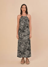 Laad de afbeelding in de Gallery-viewer, Model Front: Uv Line Maxi Dresses High-Neck Dress Asas Upf50+
