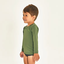 Laad de afbeelding in de Gallery-viewer, Image 02: Uv Line Rash Guard Longsleeve Baby Green Militar Upf50+
