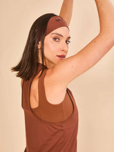 Laad de afbeelding in de Gallery-viewer, Image 04: Uv Line Fitness Top Regata Sport Color Fem Marrom Upf50+
