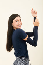 Laad de afbeelding in de Gallery-viewer, Gallery: Uv Line Glove Sun-Protection Sleeve Navy Upf50+
