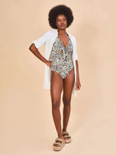 Laad de afbeelding in de Gallery-viewer, Image 04: Uv Line One-Piece Mirela Fauna Upf50+
