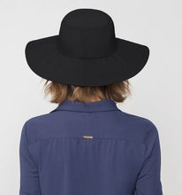 Laad de afbeelding in de Gallery-viewer, Model Back: Uv Line Floppy Hat Lyon Preto
