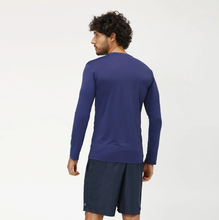 Laad de afbeelding in de Gallery-viewer, Model Back: Uv Line Rash Guard Longsleeve Uvpro Marinho
