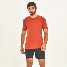 Laad de afbeelding in de Gallery-viewer, T-Shirt Sport Fit Ferrugem UPF50+
