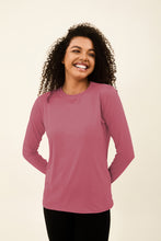 Laad de afbeelding in de Gallery-viewer, Gallery: Uv Line Rash Guard Camiseta Uvpro Br Ml Malva Upf50+
