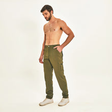 Laad de afbeelding in de Gallery-viewer, Image 02: Uv Line Fitness Bottom Chelsea Verde Militar Upf50+
