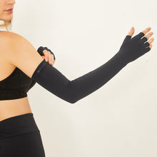 Laad de afbeelding in de Gallery-viewer, Image 06: Uv Line Glove Extra Long Glove Preto Upf50+
