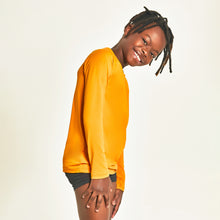 Laad de afbeelding in de Gallery-viewer, Image 02: Uv Line Rash Guard Longsleeve Uprpo Inf Amarelo Queimado Upf50+
